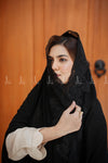 شال أنيق منقوش بنمط صدفي