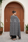 Check Booti Beauty - Shawl