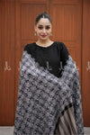 Check Booti Beauty - Shawl